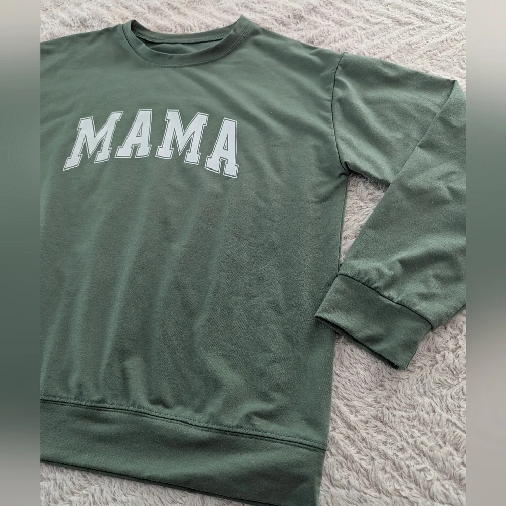 'MAMA' Sweatshirt - Picture 5 of 7